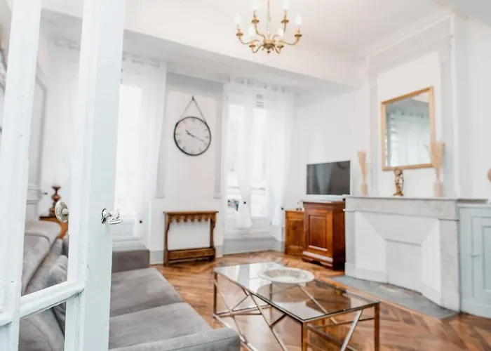 Acacia Magnifique T2 Renove. * Montauban